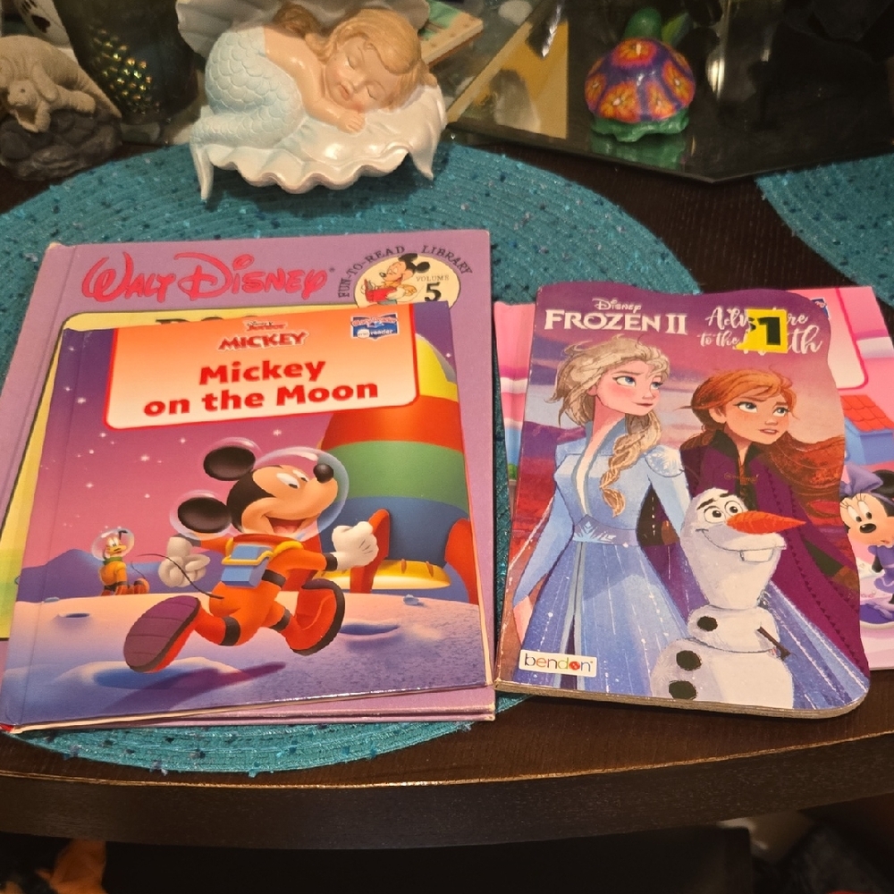 Disney Red and Blue Puzzle Games Collection